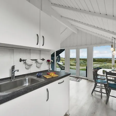 Amazing In Hvide Sande With Kitchen * Havrvig